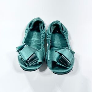 Burberry Prorsum emerald green satin surrey bow top flats 35